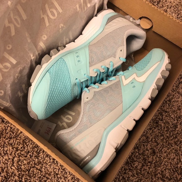 361 degrees trainers